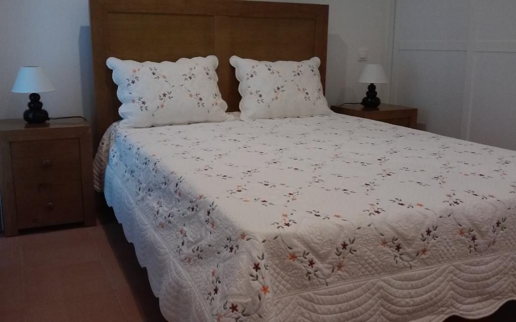 Casas Antigas Da Torre Apartman Torre de Coelheiros Kültér fotó
